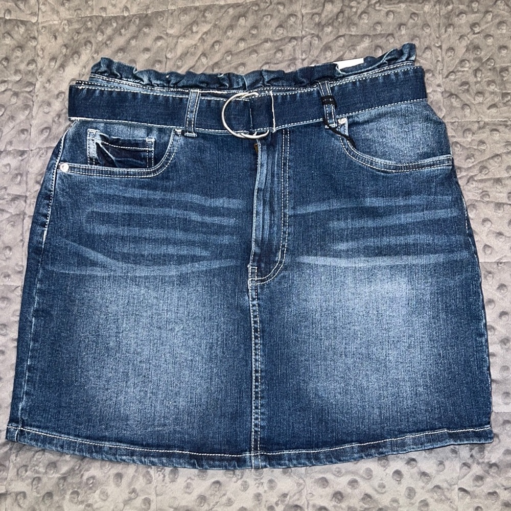 Urban Basics U2B medium mini denim skirt with belt and pockets not lined